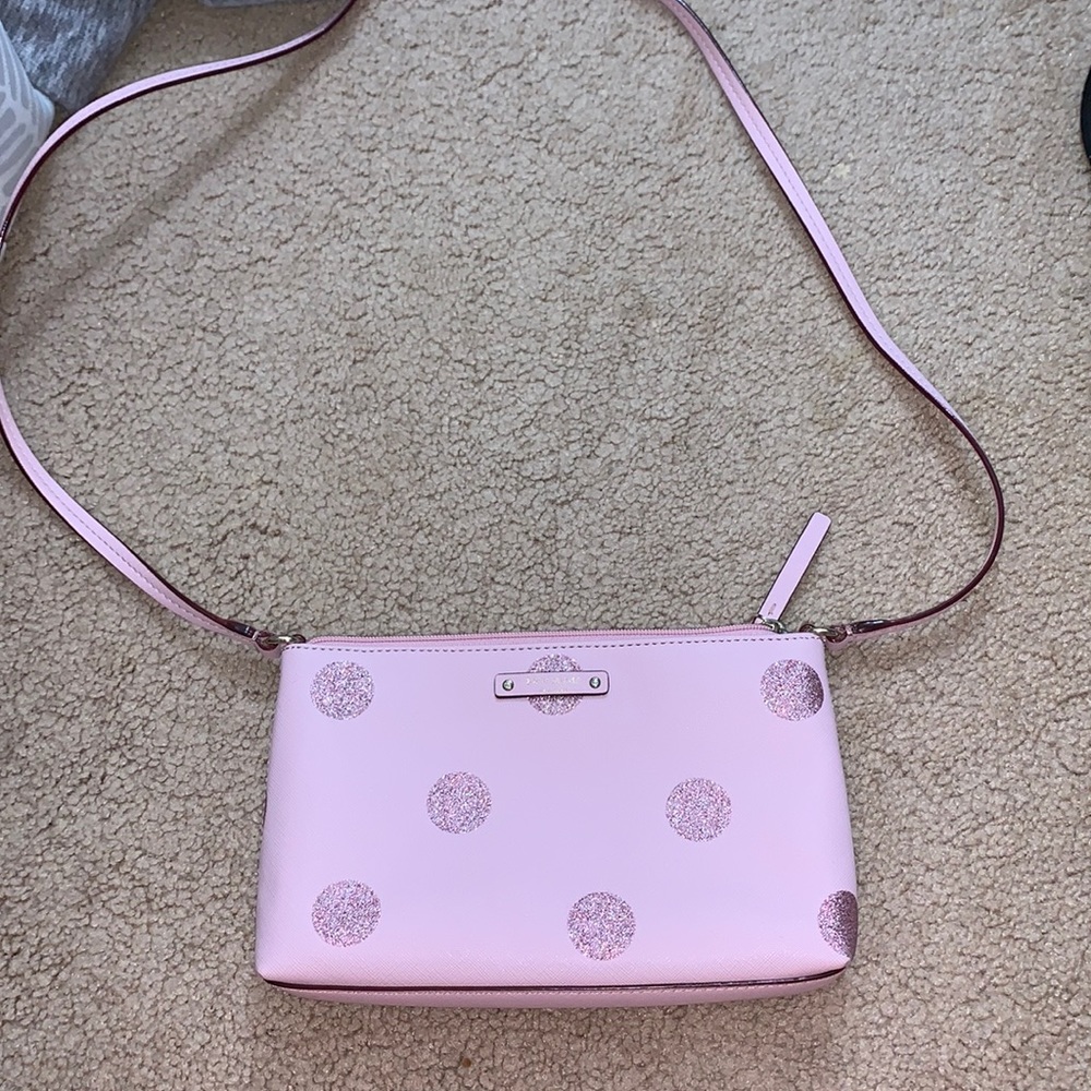 !!!BARELY USED KATE SPADE CROSS BODY!!!